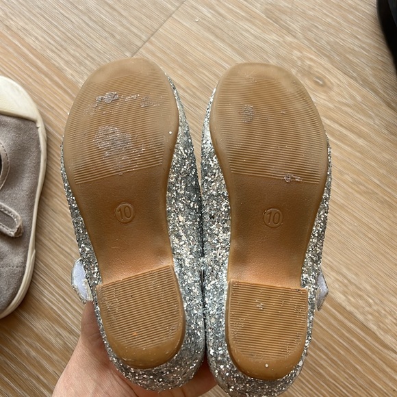 Show bundle ZARA, UGGS, CROCS - Picture 7 of 7